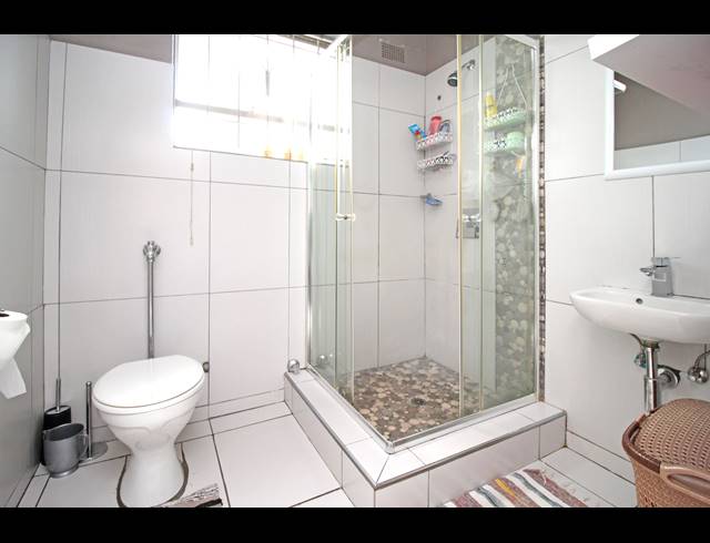 3 BEDROOM APARTMENT FOR SALE IN BLACKHEATH